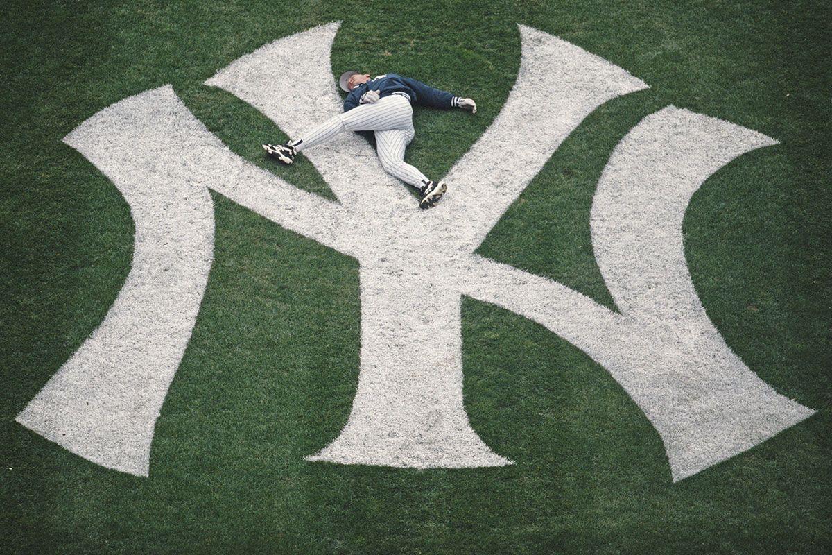Yankees Logo - NY Yankee's: How the insignia Became a Fashion Statement