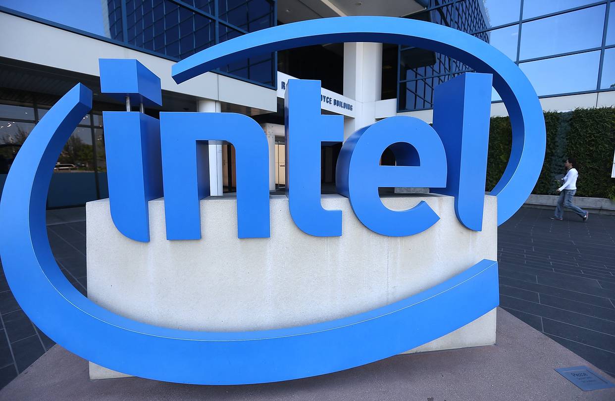 Building with Old Intel Logo - Intel Faces Age Discrimination Claims