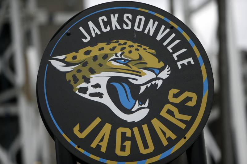 First Jacksonville Jaguars Logo - 4 Jaguars Players Detained After London Nightclub Incident Involving ...