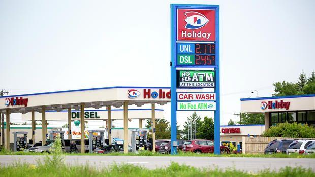 Holiday Convenience Stores Logo - Holiday sale would create national chain of convenience stores ...