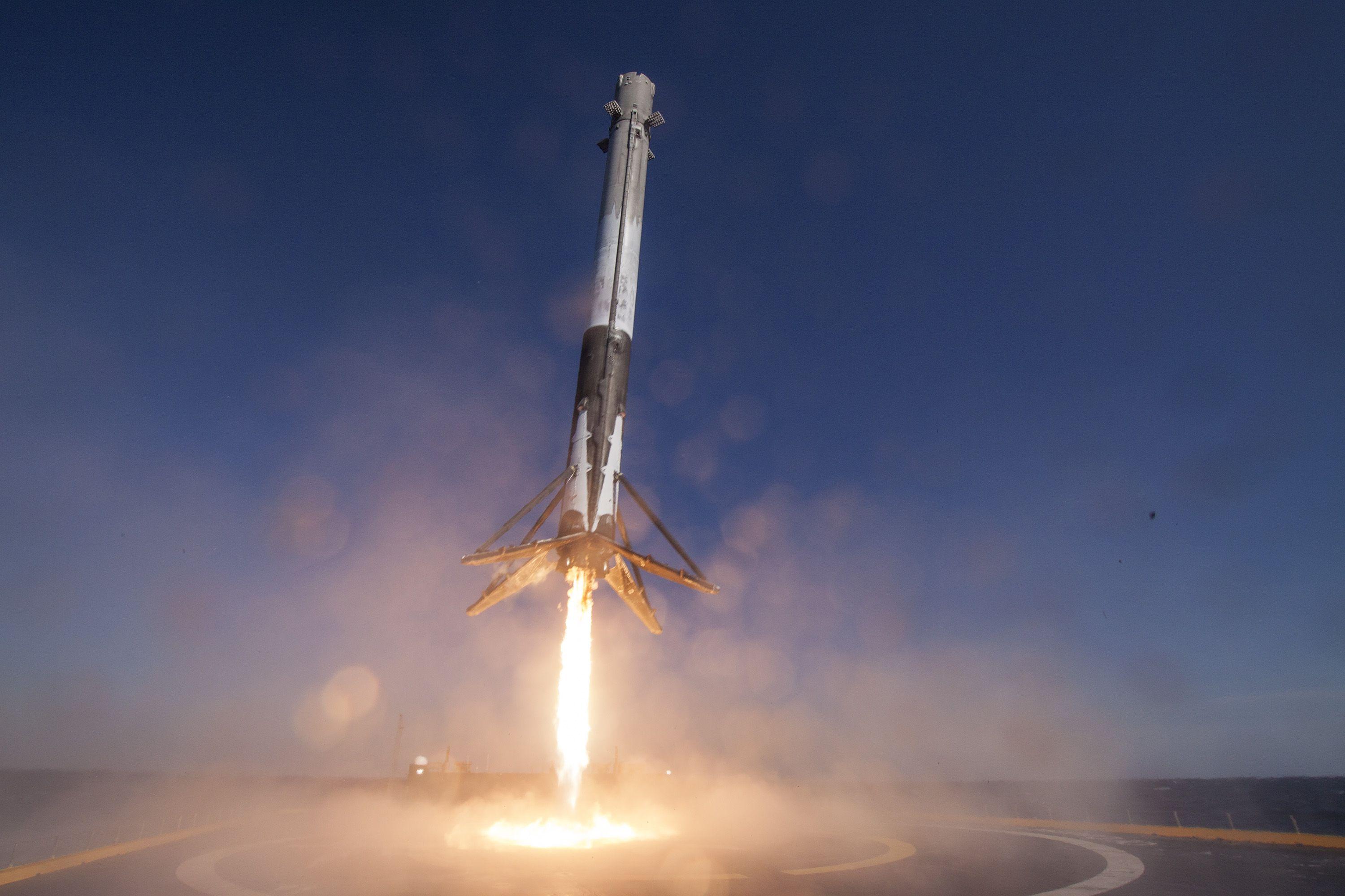 SpaceX Falcon Rocket Logo - 94 percent of SpaceX's Falcon 9 rocket launches have been successful ...