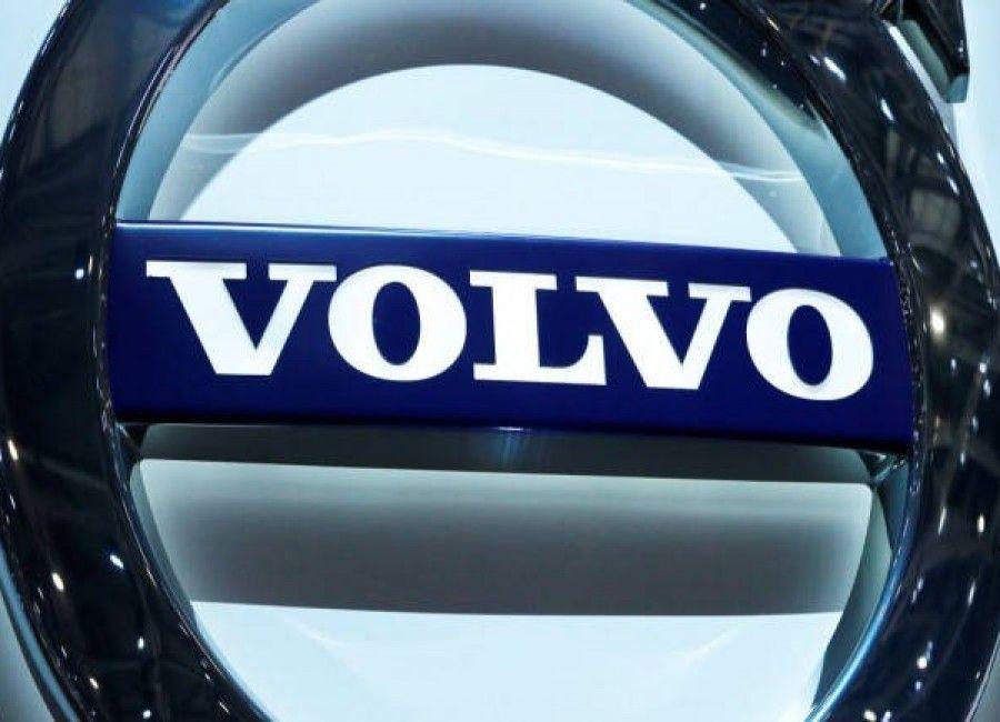 Volvo Geely Logo - Met a truck | Geely takes 8% stake in Swedish truck Volvo