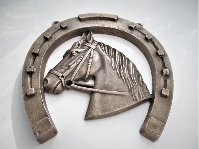 Horse Head in Horseshoe Logo - Bronze coloured metal alloy (hanging) horseshoe with a horse head