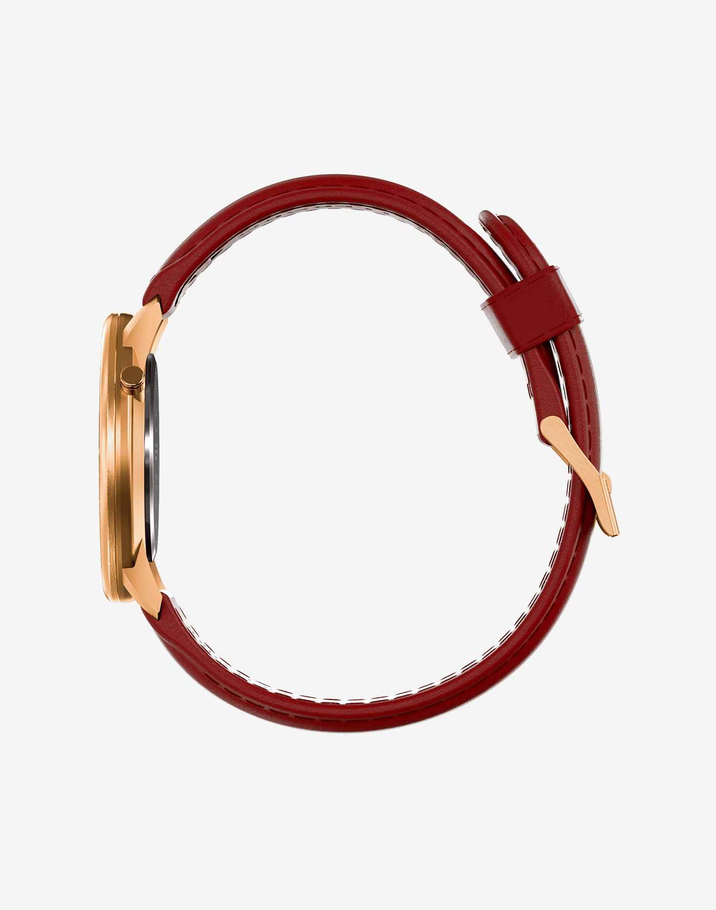 Gold Red S Logo - Ø 36mm · GOLD RED S