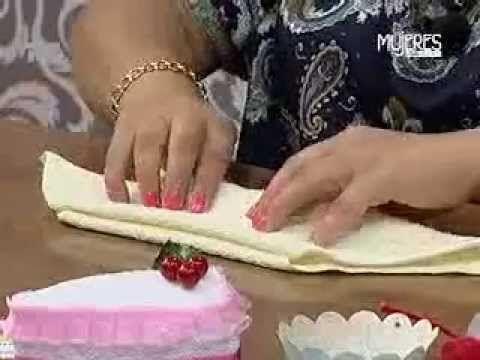 Pastel De Un Logo - Cómo hacer un Pastel de Toalla? (METVC) - YouTube