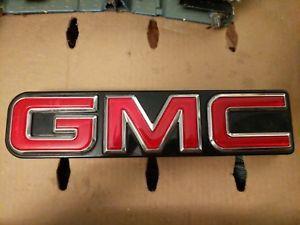 Vintage GMC Logo - VINTAGE GMC BRIGADIER BLACK RED GMC GRILLE EMBLEM ORNAMENT