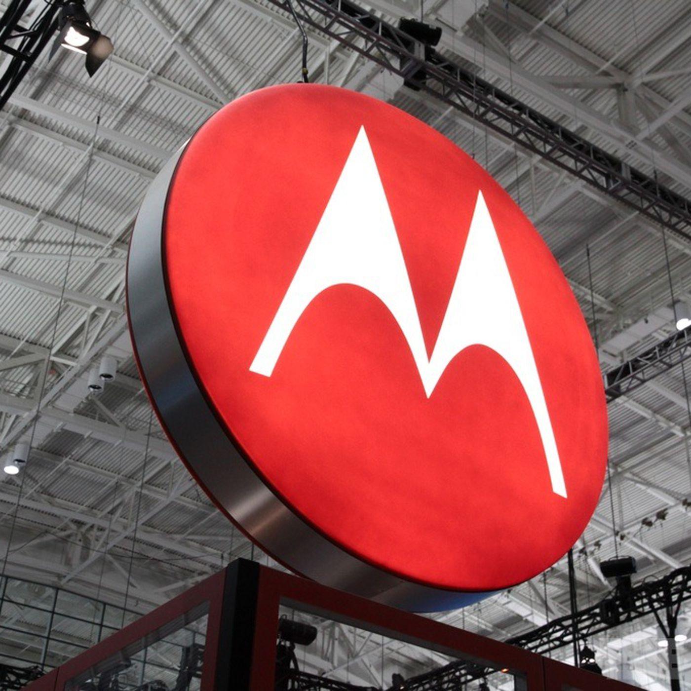 New Motorola Mobility Logo - Google completes acquisition of Motorola Mobility, CEO Sanjay Jha ...