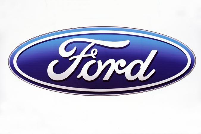 Red Oval Auto Logo - Car Company Logos | LoveToKnow