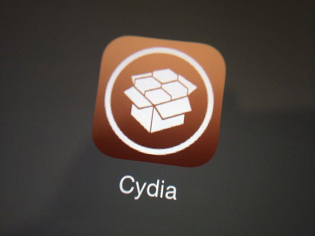Cydia Logo - New & Exciting iOS 7 Cydia Tweaks