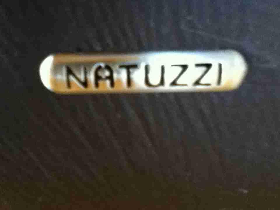 Natuzzi Logo - GREAT ROOM PHOTOS HUMMINGBIRD COTTAGE nr BAYFIELD