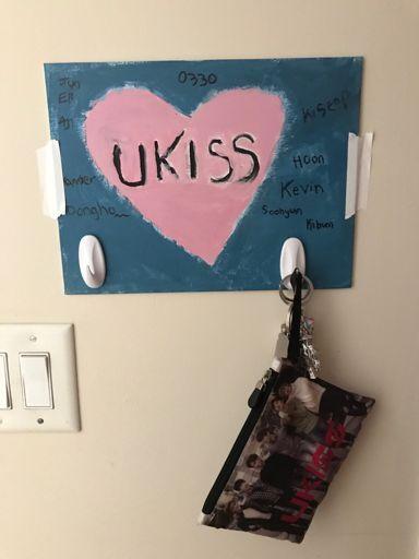 U-Kiss Logo - U-KISS Logo Painting | Kpop DIY Amino