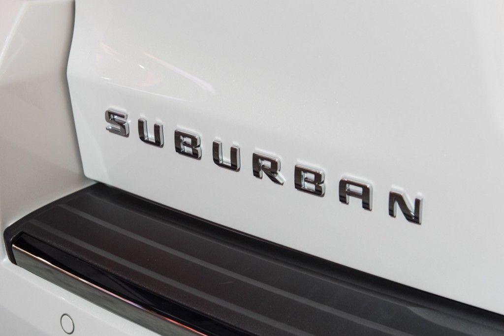 Suberban Logo - Comparing The Chevy Suburban 3500HD To The Regular Suburban. GM