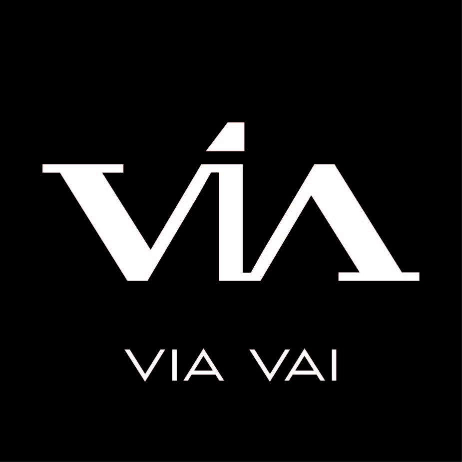 Vai Logo - VIA VAI Shoes