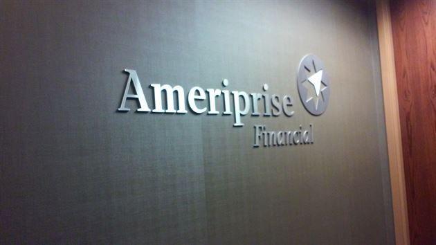 Ameriprise Logo - Robert Donald York Advisor in Arden Hills, MN