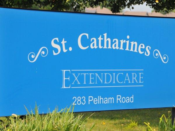 Extendicare Logo - Contact Extendicare St. Catharines
