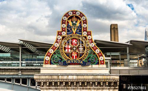 LCDR Logo - The logo of the LCDR from the first Blackfriars Railway Bridge ...
