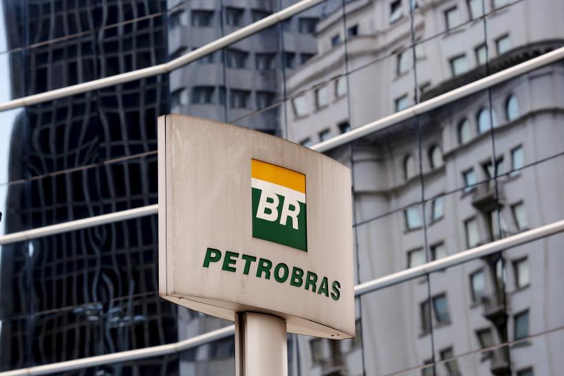 Petrobras Logo - US Graft Probes May Cost Petrobras Record $1.6B Or More: Reuters ...