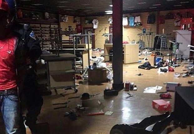 DTLR Logo - DTLR Sneaker Store Among Looted Properties in Baltimore