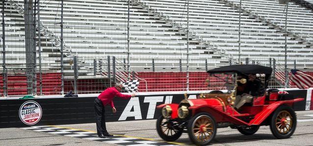 Stevens-Duryea Logo - Record-setting lap: 1909 Stevens Duryea becomes oldest car to ...