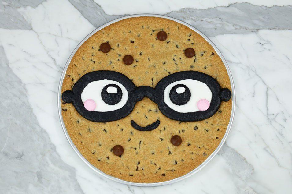 RosannaPansino Logo - Giant Cookie Cake | Nerdy Nummies | Rosanna Pansino