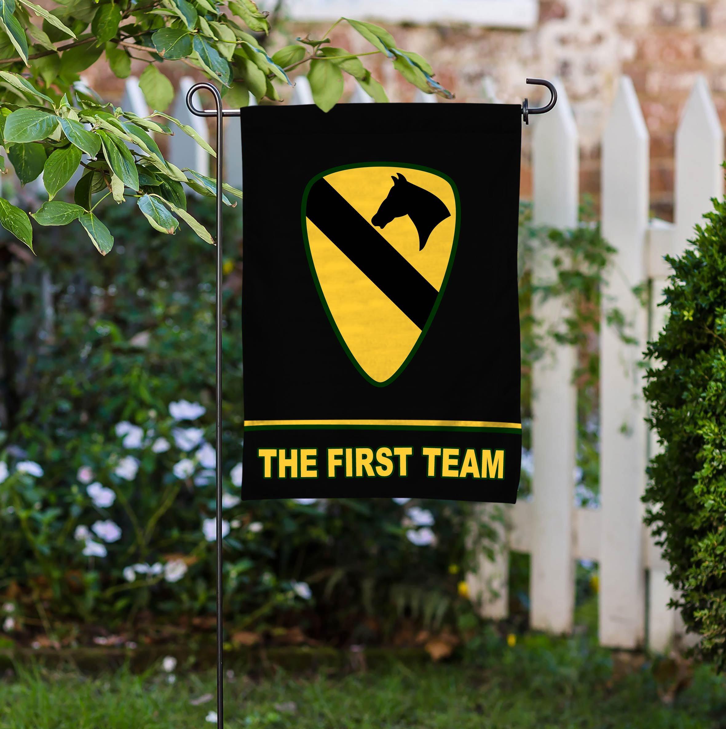 1CD Logo - 1CD 1st Cavalry Division The First Team Veteran Garden Flag