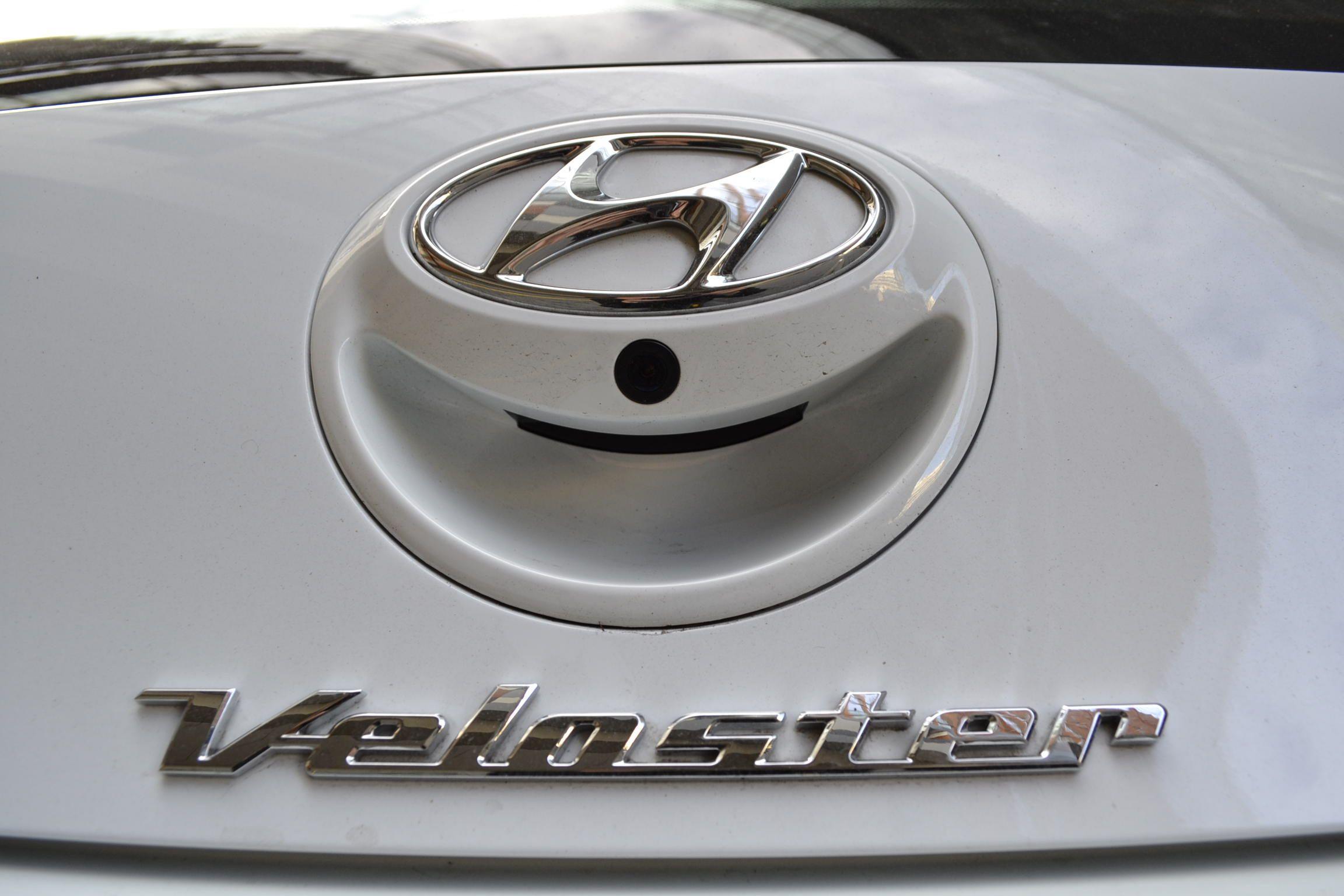 Veloster Logo - Hyundai Veloster Review – 2012 Manual, Hyundai Logo - ForceGT.com