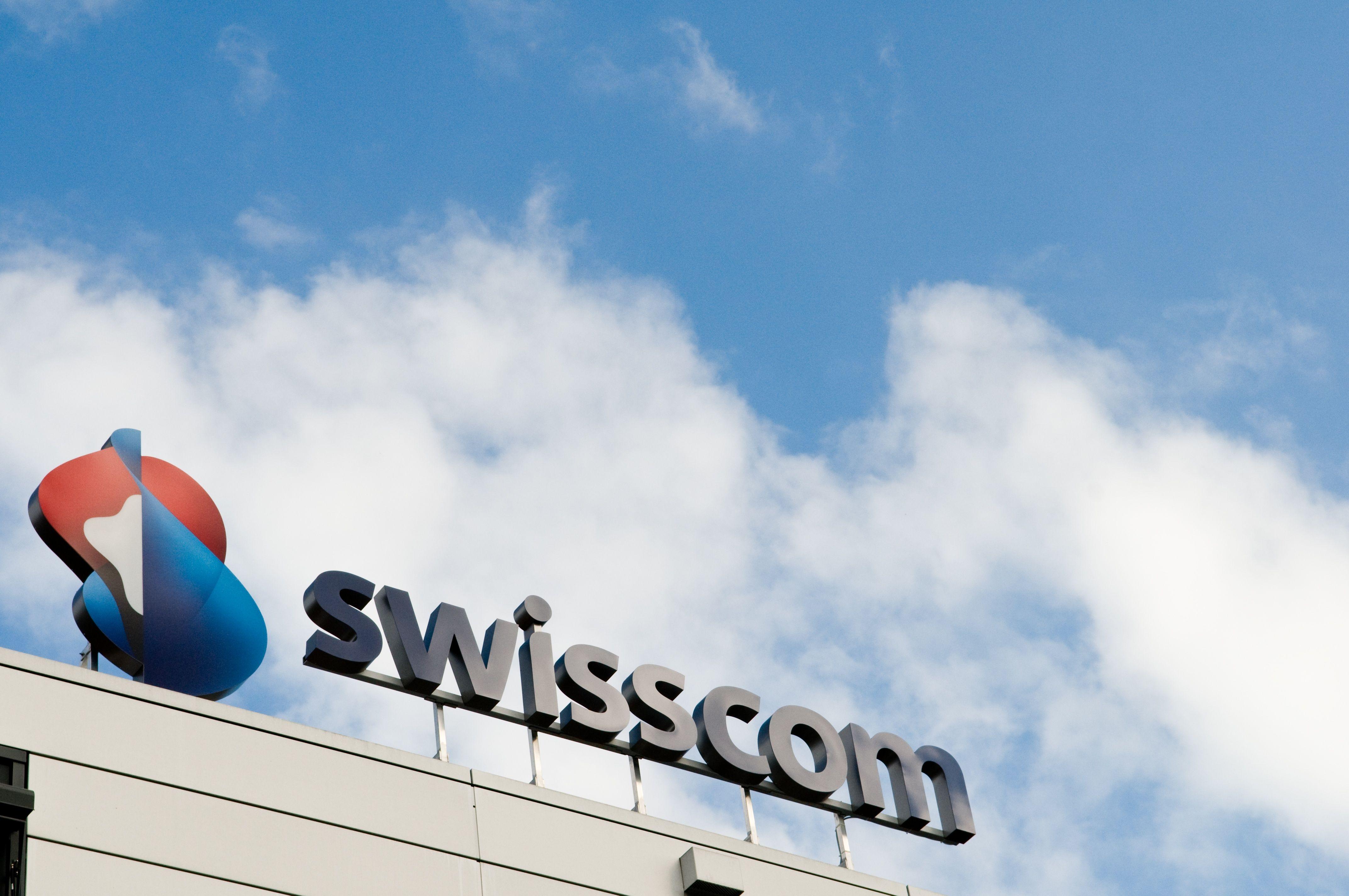 Swisscom. Swisscom logo. Swisscom Кыргызстан.
