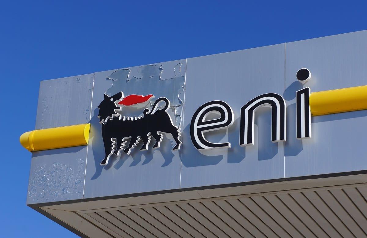Eni Logo - Eni, OMV to Pay $5.8 Billion for Abu Dhabi Refining Stakes ...