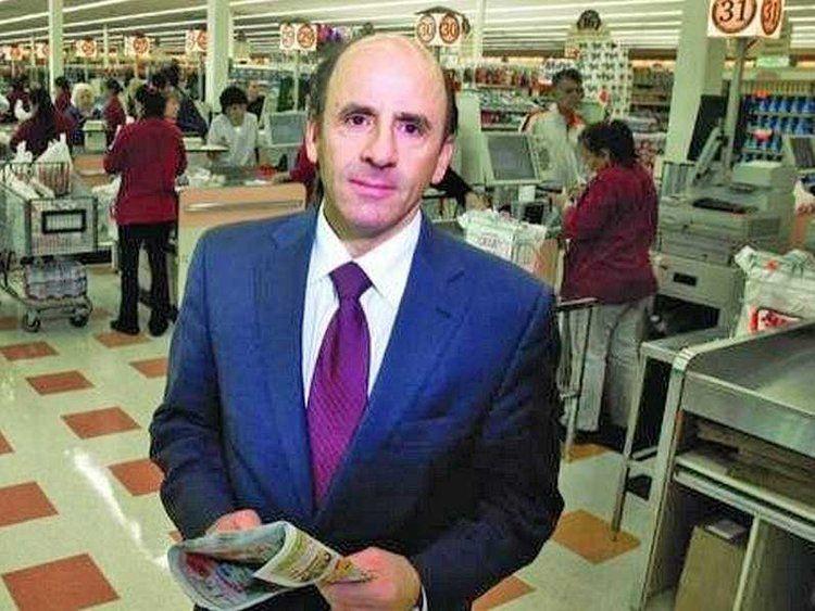 Demoulas Logo - Beloved Market Basket CEO Is Reinstated - Business Insider