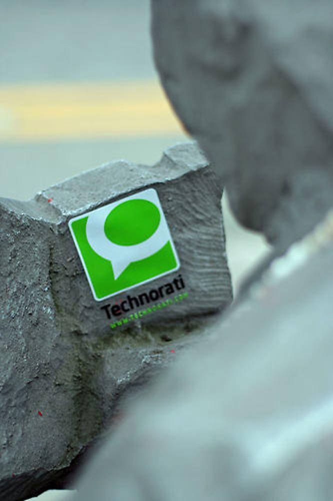 Technorati Logo - Company logo Photo thanks to. Office Photo