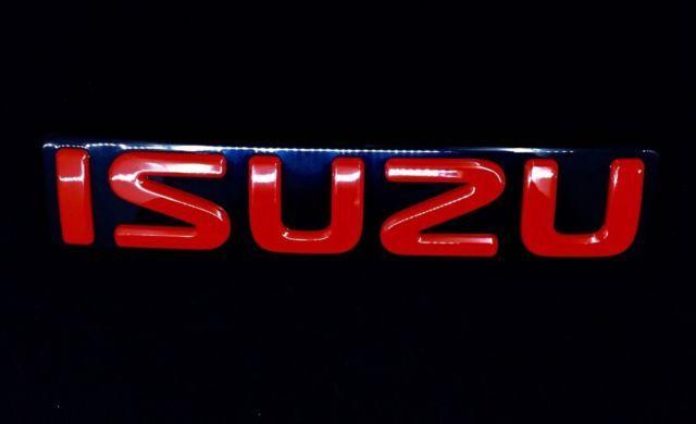 Izusu Logo - Isuzu Genuine Parts Logo Red Decal Emblem Badge DMAX Pickup 1.9 Blue ...