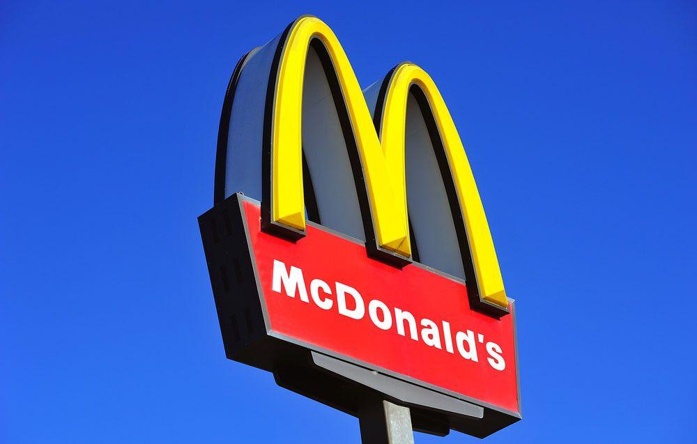 McDonald Logo - The McDonald's Logo Contains A Secret, Subliminal Message That ...