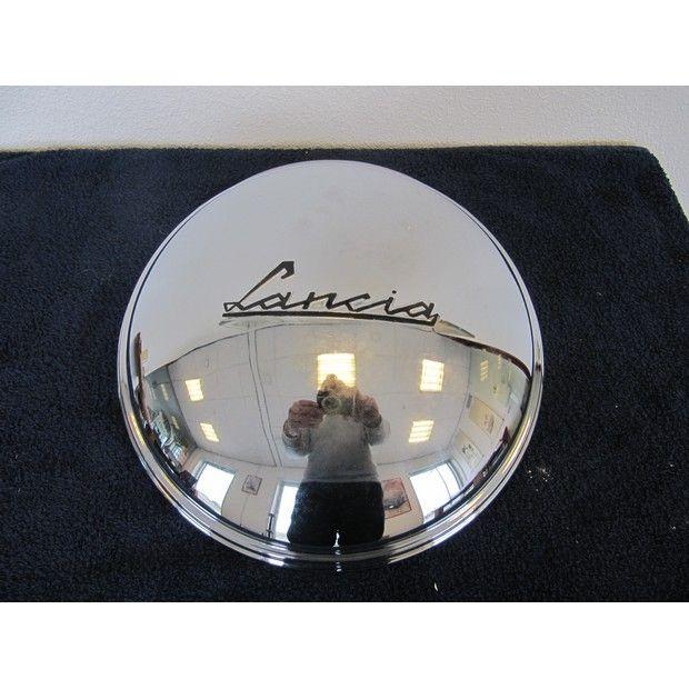 Aurelia Logo - Chrome wheel caps (with black logo) for Lancia Aurelia