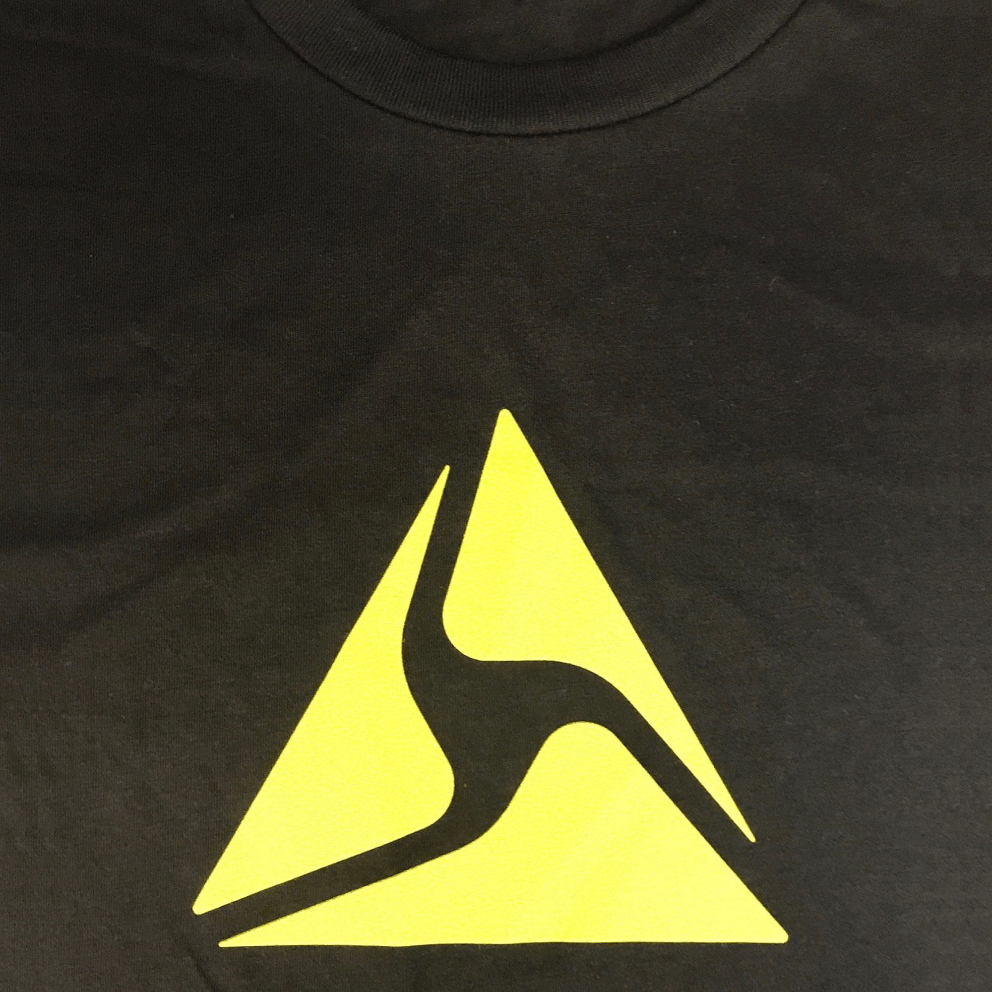 Taser Logo - Axon T-shirt, Yellow Logo on Black