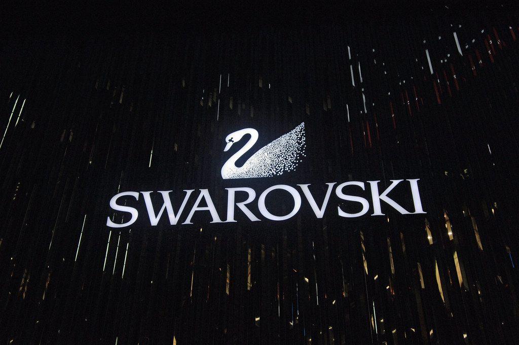 Swarvoski Logo - Swarovski logo | Robert Stockdill | Flickr