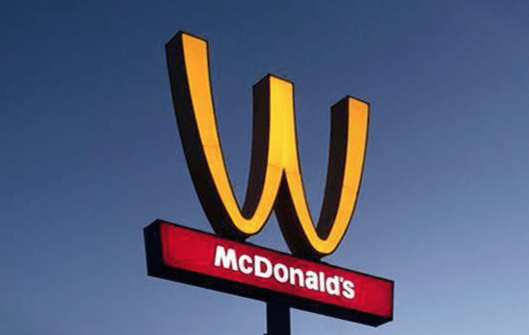 McDonlads Logo - McDonald's Faces Backlash After Flipping Its Logo For International ...