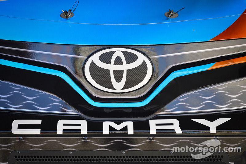 Camry Logo - Toyota Camry logo at Martinsville | Canadian Edition