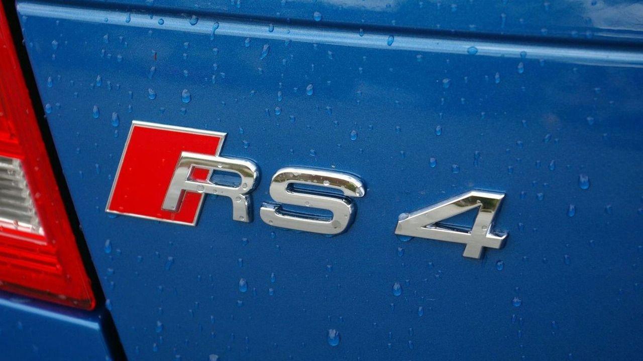 RS4 Logo - Audi RS4 Logo | Motor1.com Photos