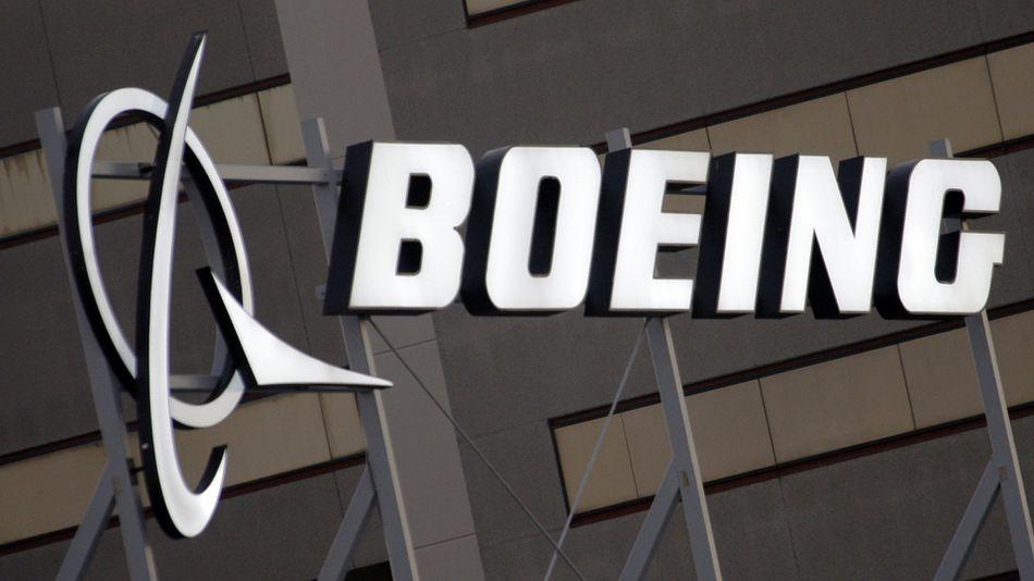Boeing's Logo - Boeing's 'Black' Smartphone Can Self-Destruct