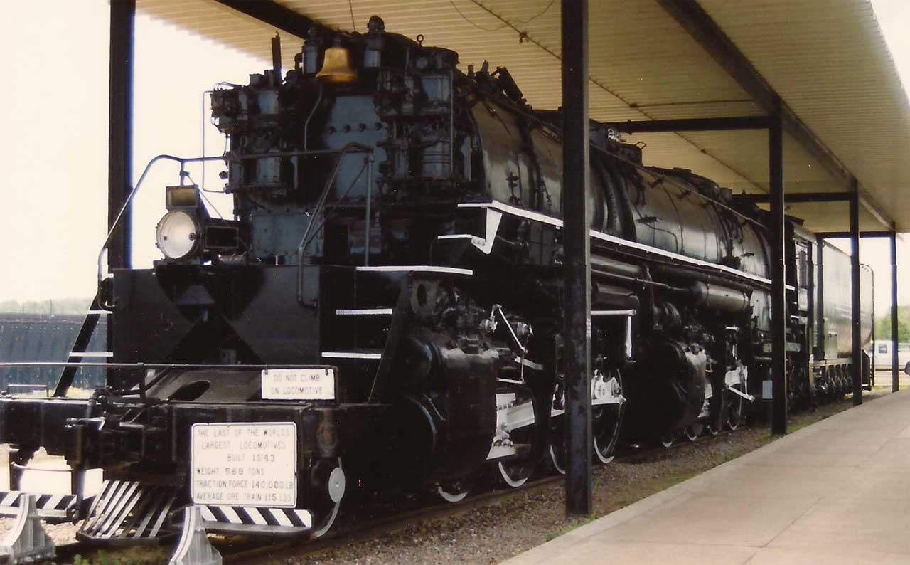 DM&IR Logo - Duluth, Missabe & Iron Range 2 8 8 4 Yellowstone Locomotives
