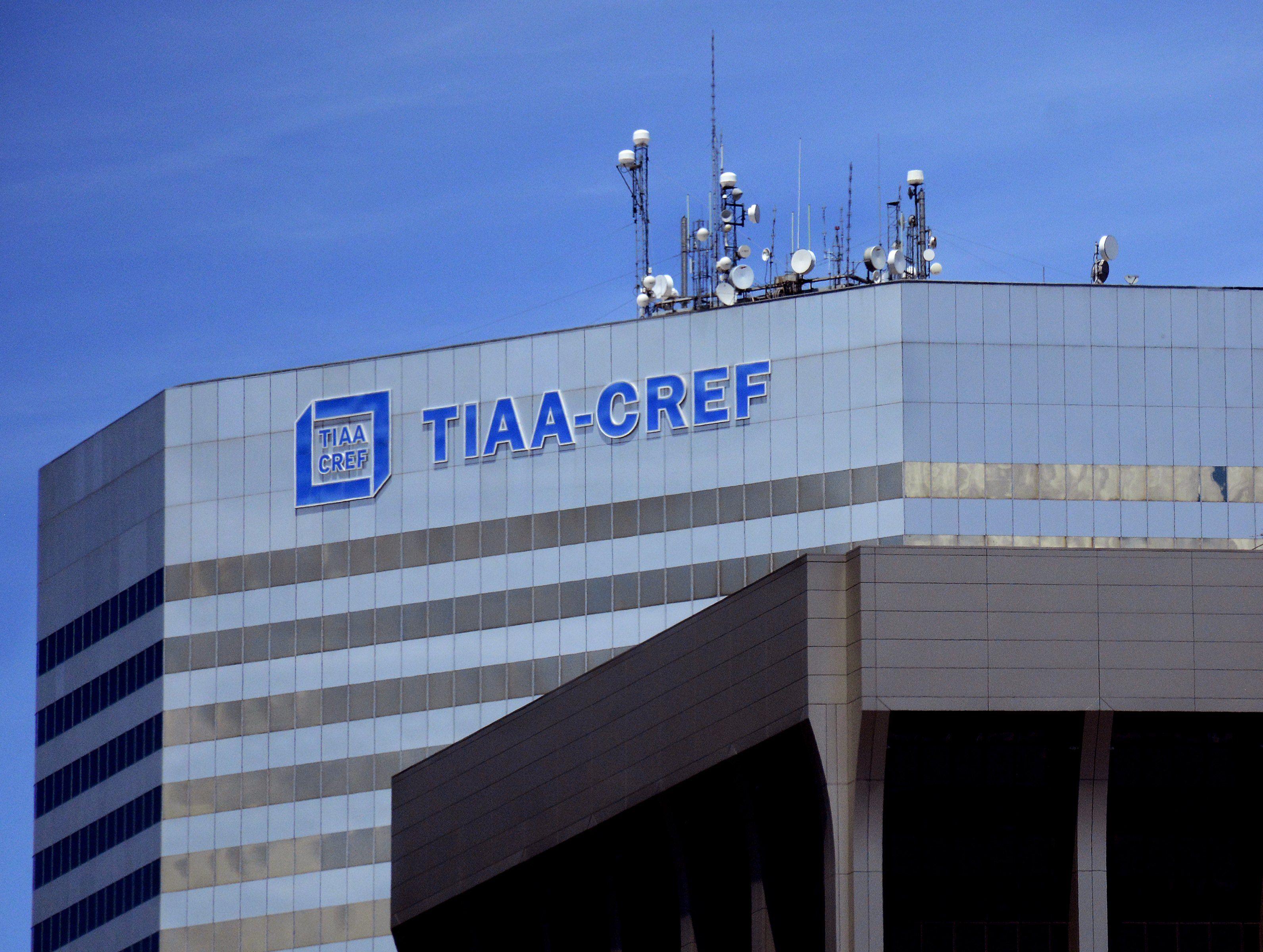 TIAA-CREF Logo - TIAA Is Buying EverBank Financial for About $2.5 Billion