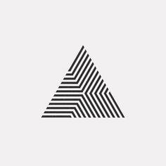 Black and White Triangle Logo - Best ART