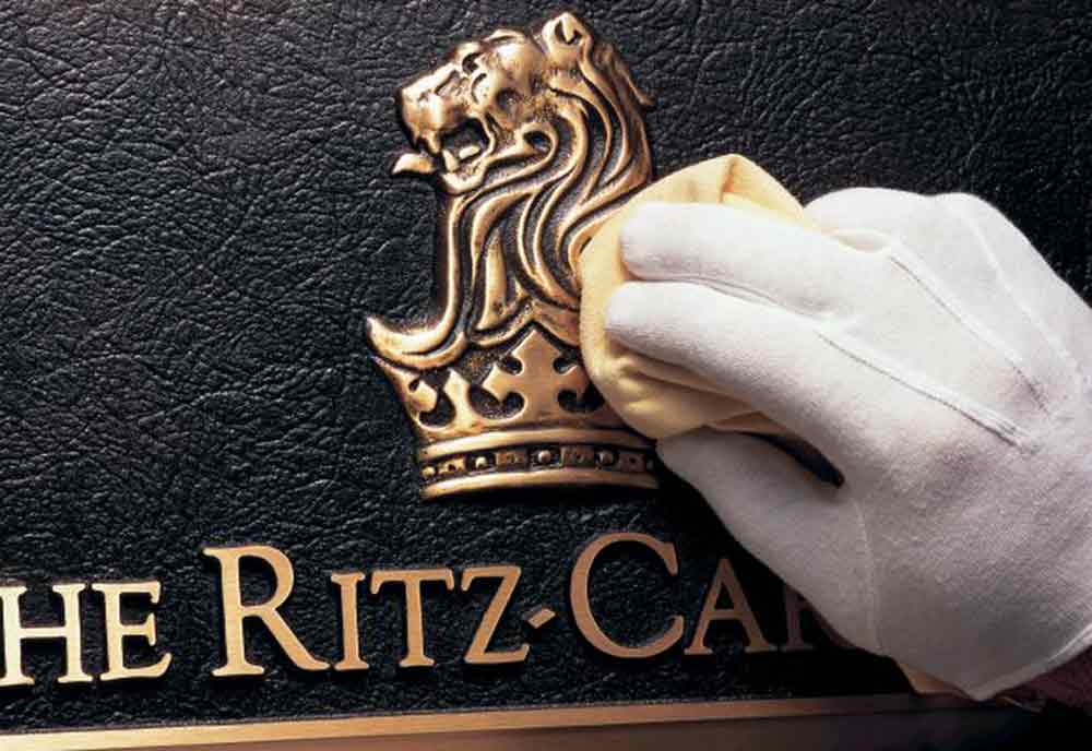 Ritz-Carlton Logo - The Ritz Carlton: Ladies and Gentlemen, Serving Ladies and Gentlemen