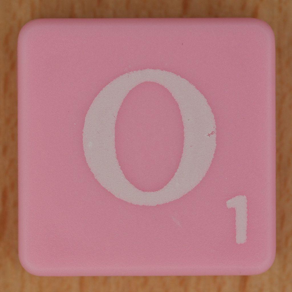 Pink'O Logo - Scrabble white letter on pink O