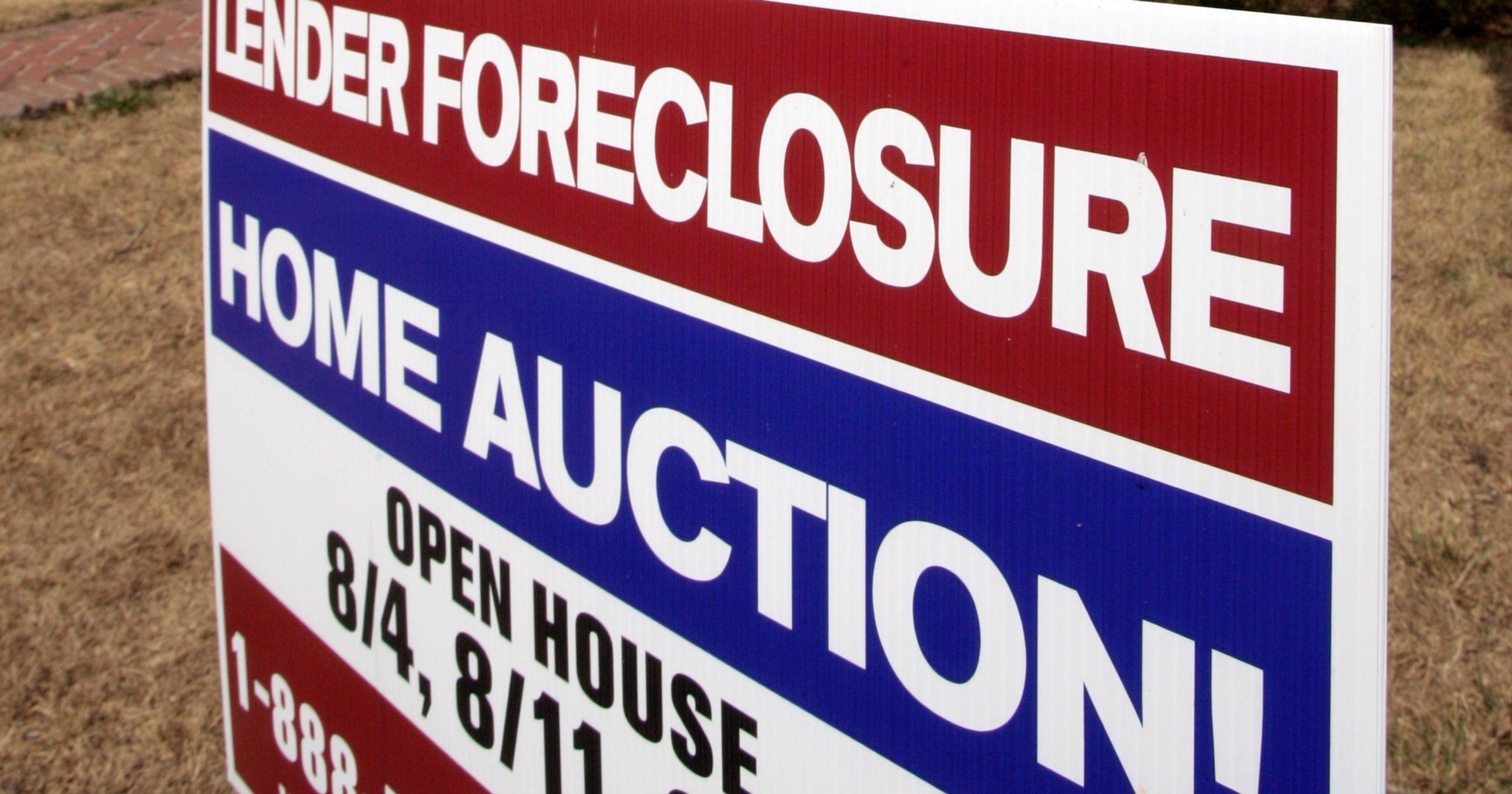 Foreclosure.com Logo - Feds crack down on foreclosure auction scams
