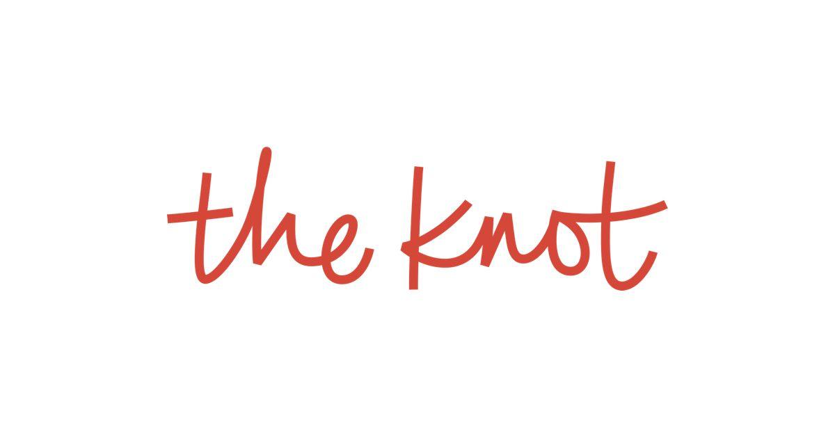 Theknot.com Logo - Majority of Engaged Couples Register for Wedding Gifts Online