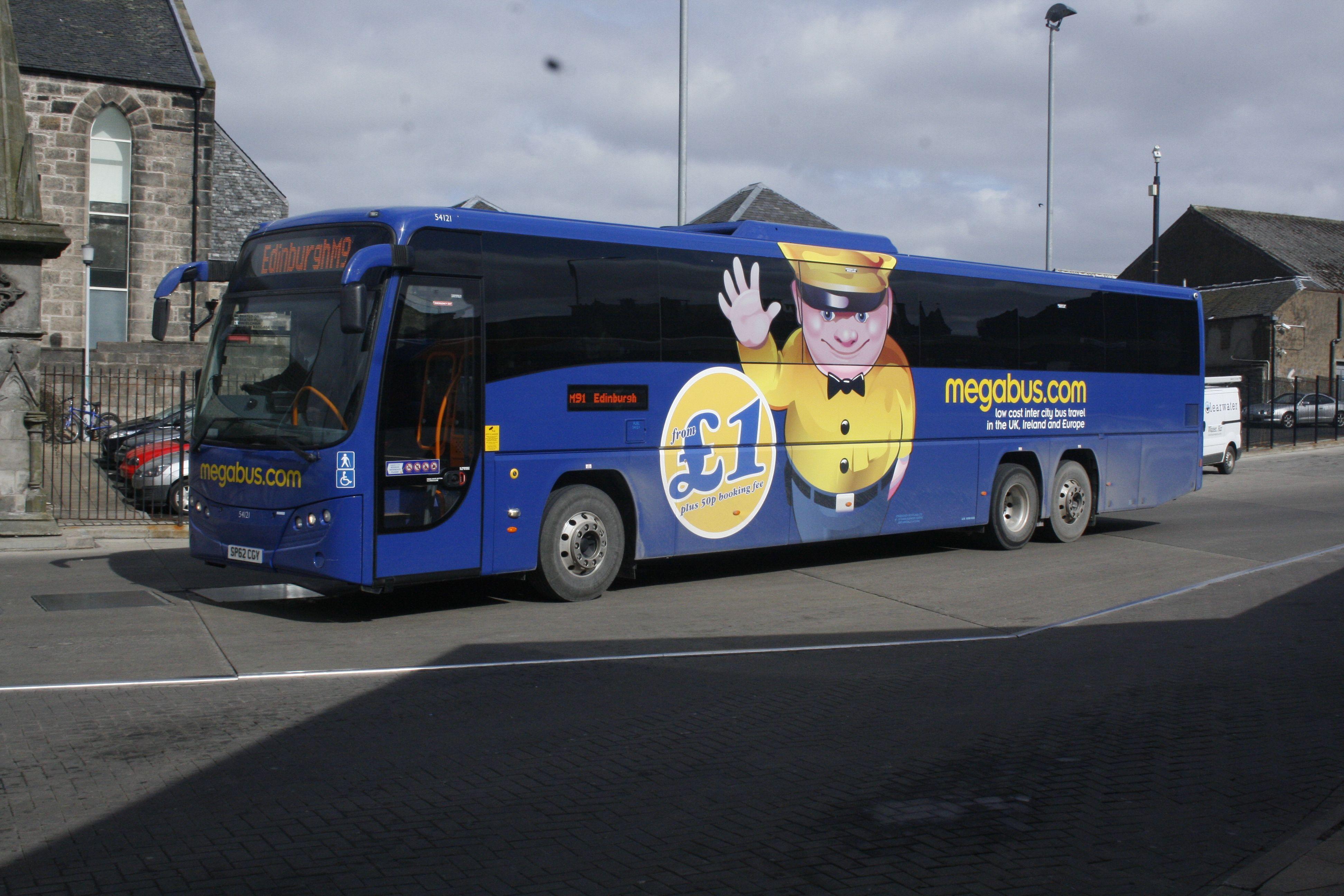 Megabus Logo - Megabus (Europe)