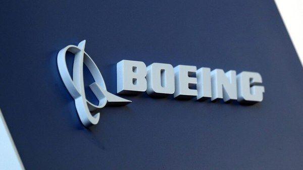 Boeng Logo - Emirates predicts 737 Max won't fly until after Christmas