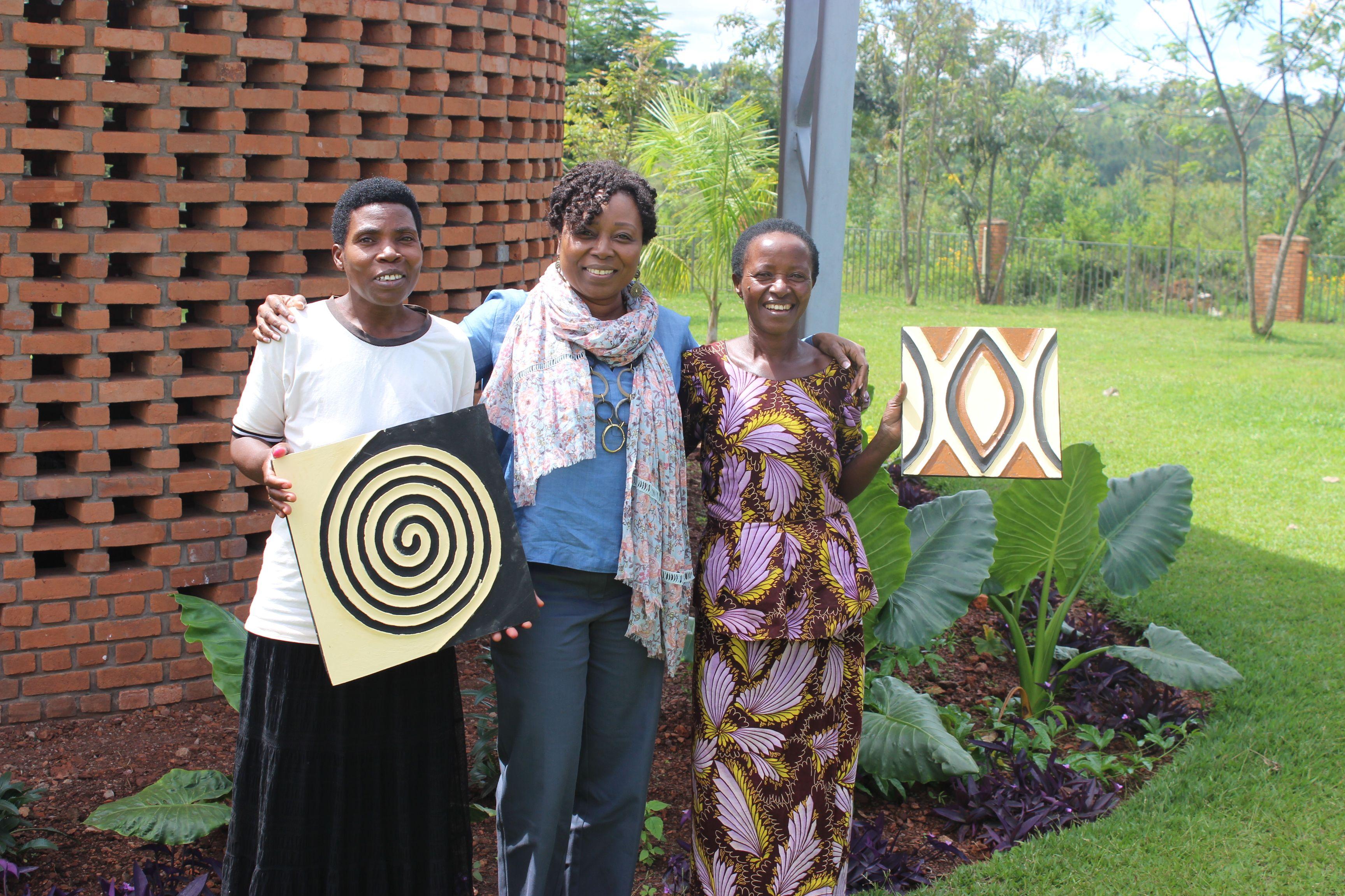 Urugo Logo - Celebrating Sisterhood at the Urugo Women's Opportunity Center