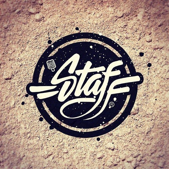 Staff Logo - Diseño de logo 